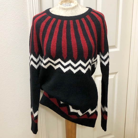 NWT - Gap Women’s Soft Dressy Navy Blue, Red, and White L/S Crewneck Sweater - L - Picture 3 of 14